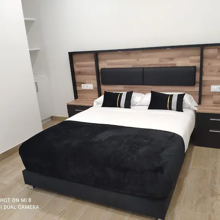 Silgar Plaza サンシェンショ