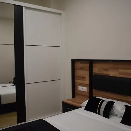 Aparthotel Silgar Plaza